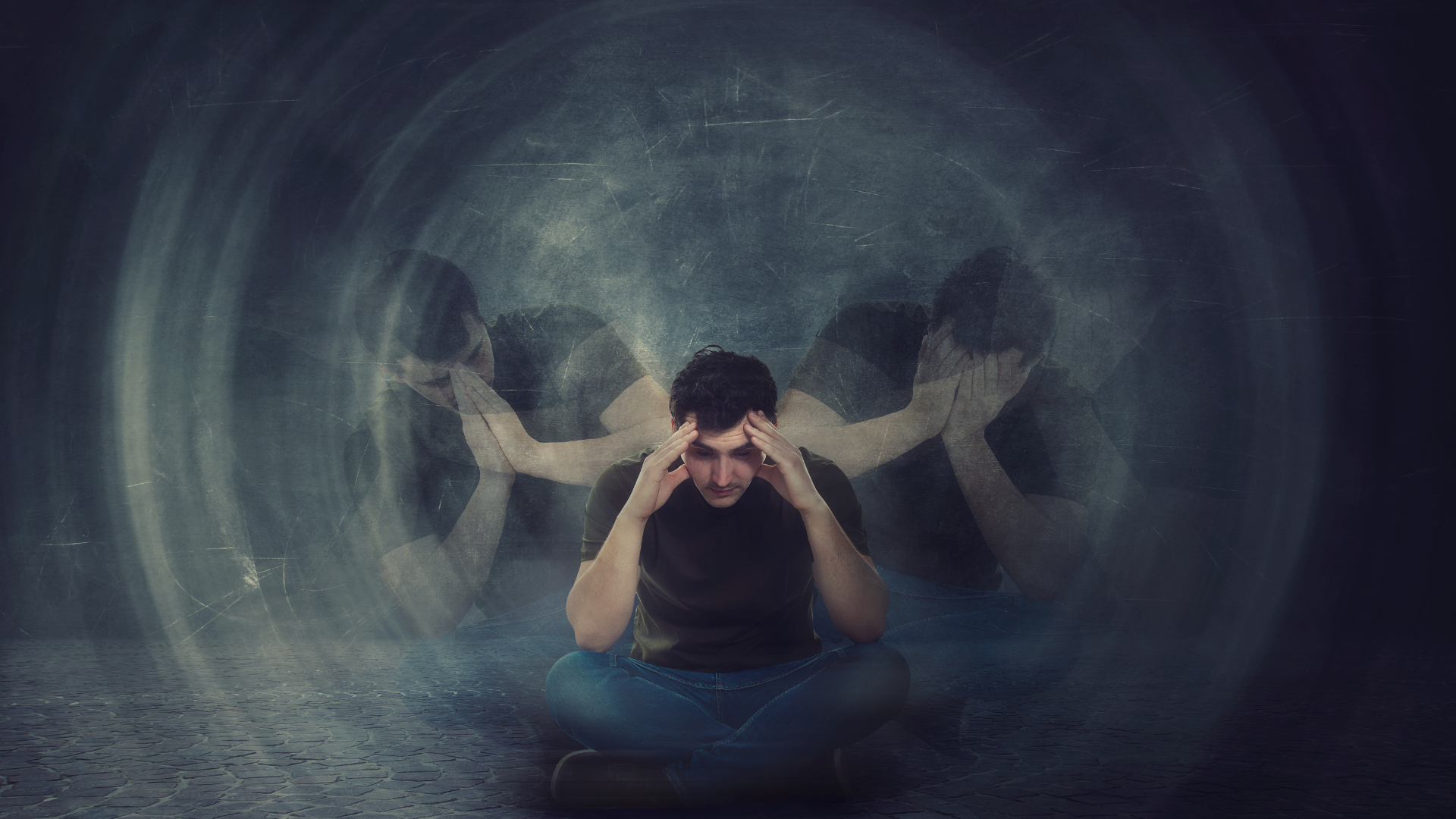 Rối loạn nhân cách là nhóm rối loạn tâm thần đặc trưng bởi các kiểu suy nghĩ, cảm xúc và hành vi kéo dài, cứng nhắc