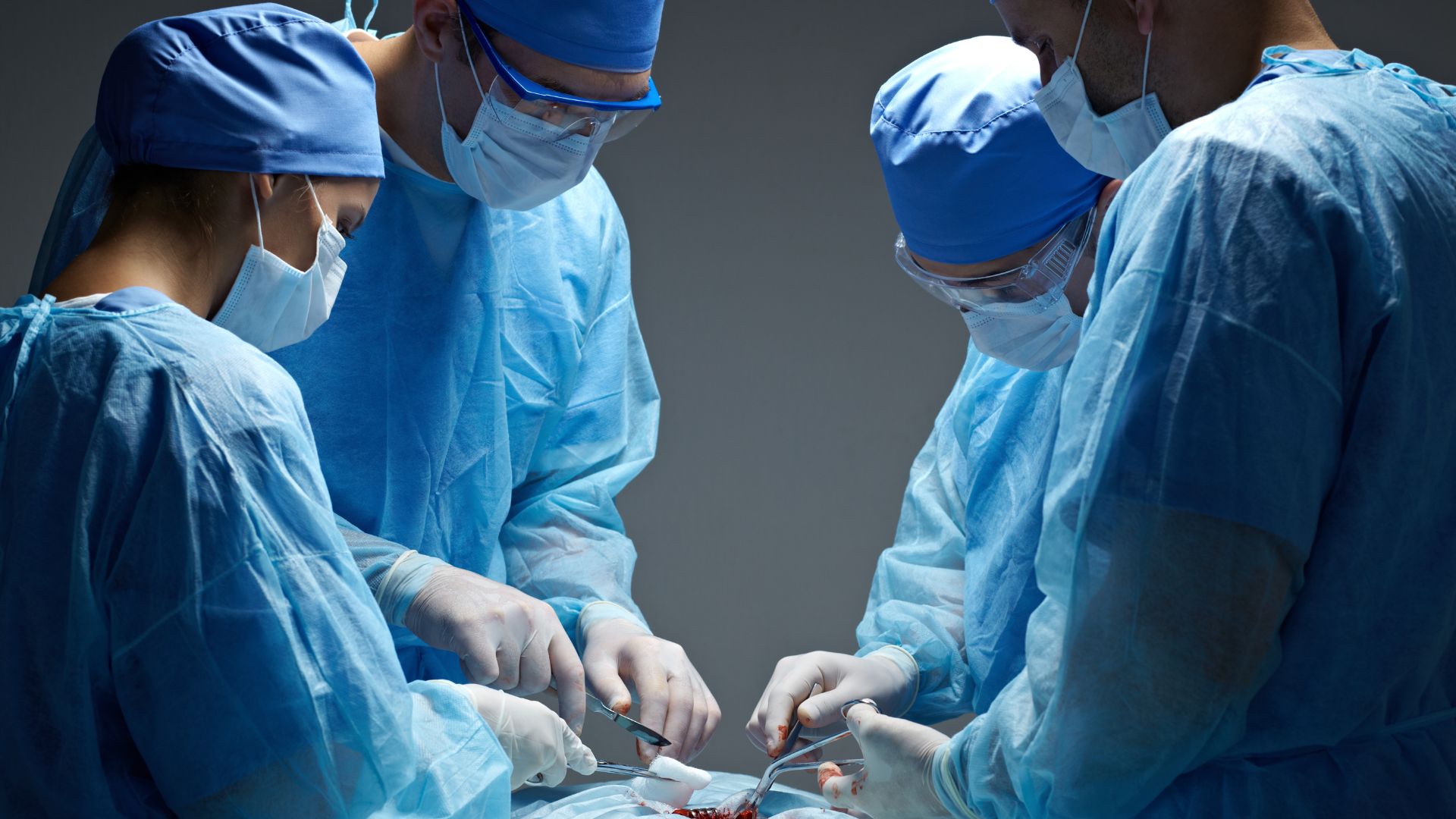 Người bệnh bị thận ứ nước độ 3 có thể phải can thiệp ngoại khoa