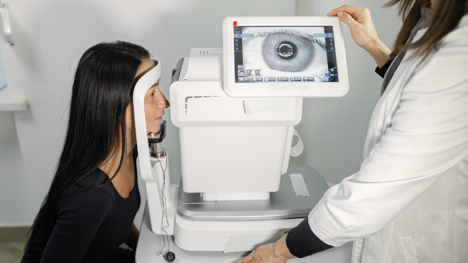 Thị lực 1/10 là cận bao nhiêu độ?