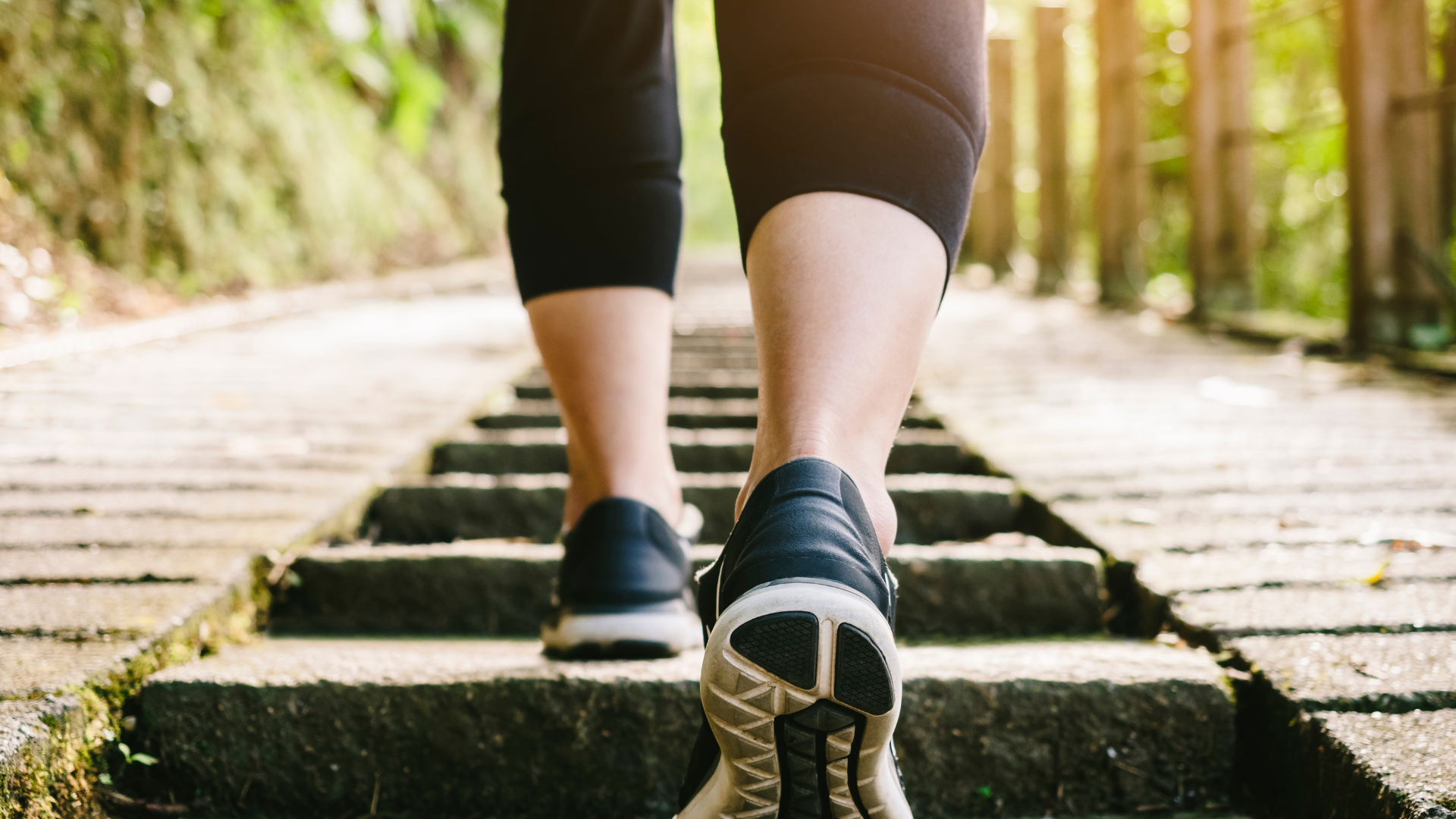 Người ít tiếp xúc ánh nắng có nguy cơ thiếu canxi cao