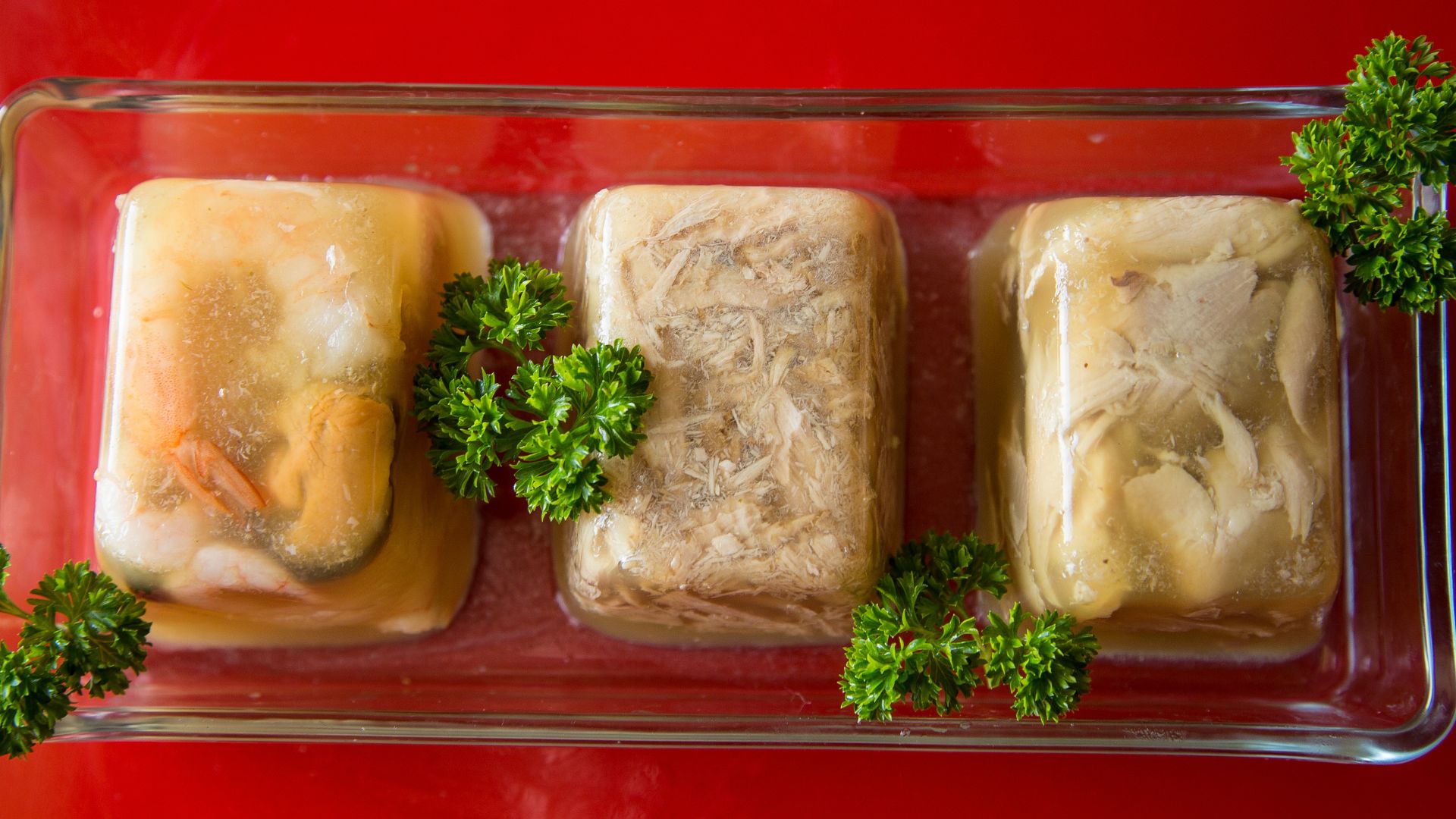 Kiểm soát khẩu phần là yếu tố quan trọng khi đưa thịt đông vào chế độ ăn hằng ngày