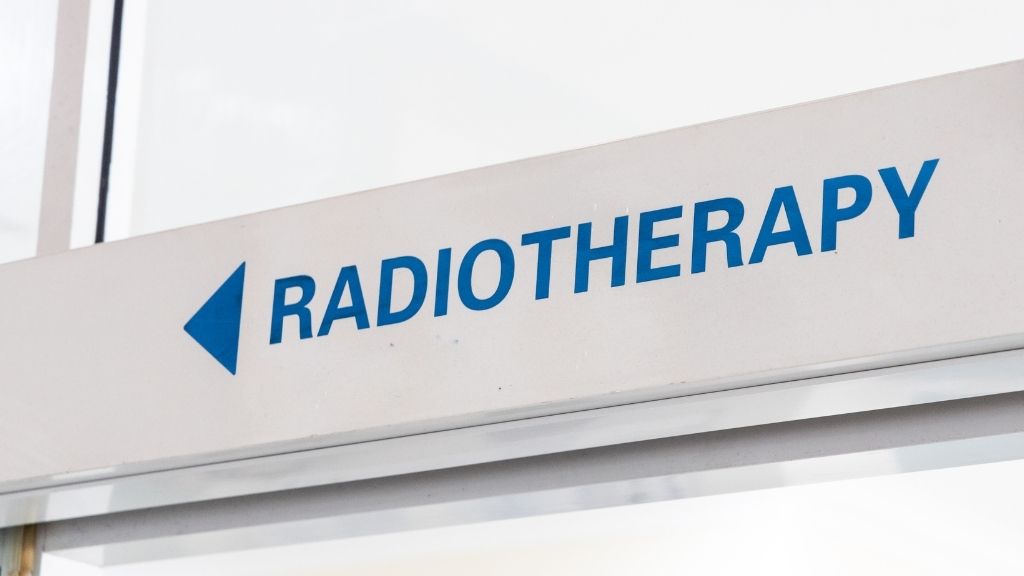 Thực đơn cho người xạ trị cần đảm bảo nạp đủ năng lượng và dưỡng chất