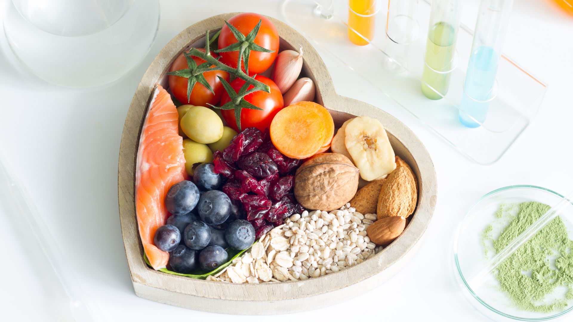 Nhóm thực phẩm tốt cho tim mạch sẽ tạo nền tảng ăn uống tốt để duy trì sức khỏe tim lâu dài