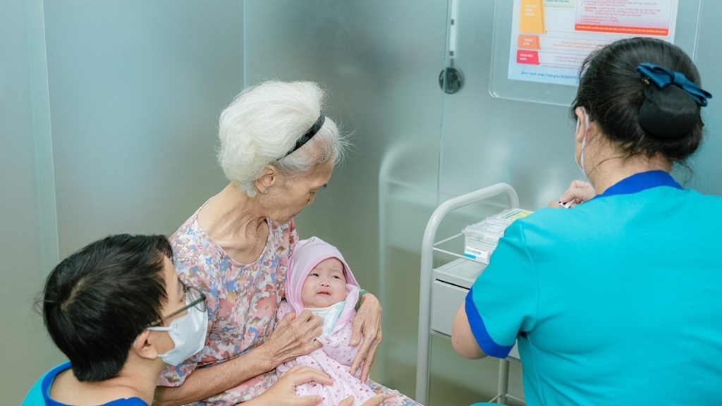 Quy trình tiêm chủng bù liều an toàn và đúng chuẩn tại Long Châu