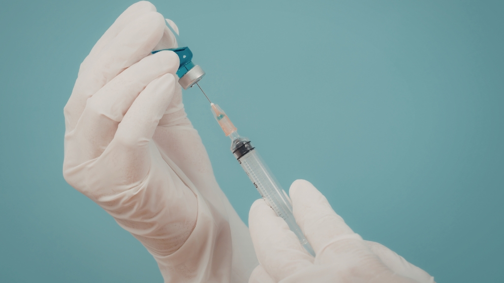 Liệu trình tiêm GH kéo dài đến hết tuổi dậy thì, cần tiêm đều và theo dõi chuyên khoa