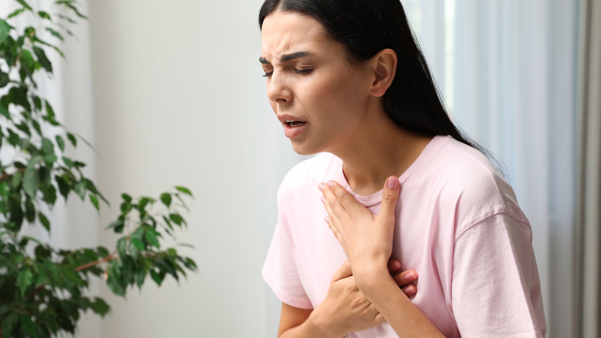 Khó thở là phản ứng có thể gặp sau tiêm huyết thanh uốn ván