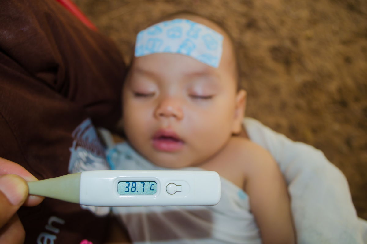Tiêm phế cầu 15 có sốt không? Dấu hiệu cụ thể ở từng nhóm tuổi 3