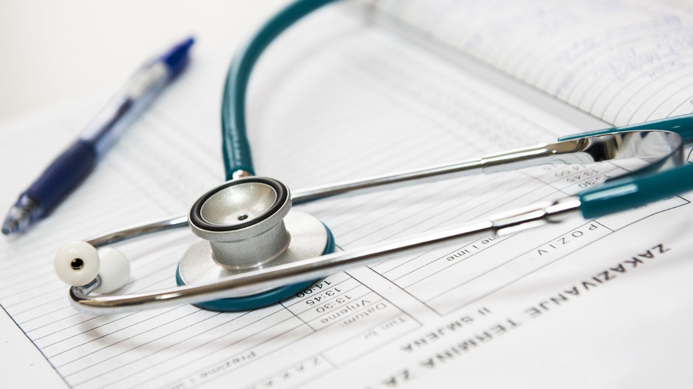 tiem-phong-viem-gan-b-cho-tre-7-tuoi-nhung-dieu-can-luu-y 3