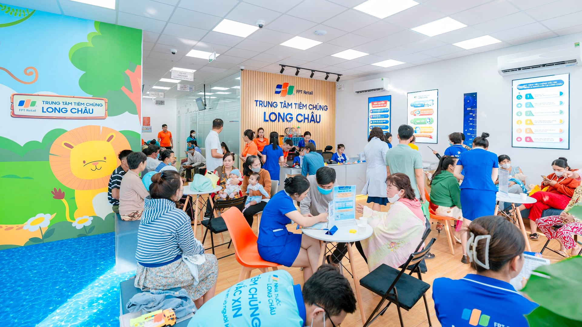 Tiêm vắc xin 6 trong 1 ở đâu tại Bắc Ninh? Tiêm chủng Long Châu là đơn vị cung cấp vắc xin 6 trong 1 uy tín