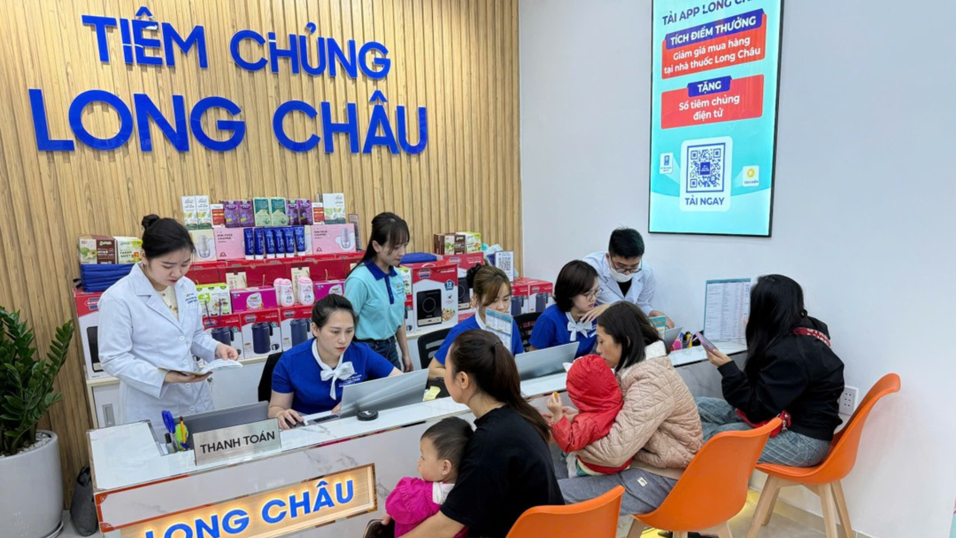 Tiêm vắc xin 6 trong 1 ở đâu tại Tiền Giang? Trung tâm Tiêm chủng Long Châu là địa chỉ đáng tin cậy mà bạn có thể tham khảo