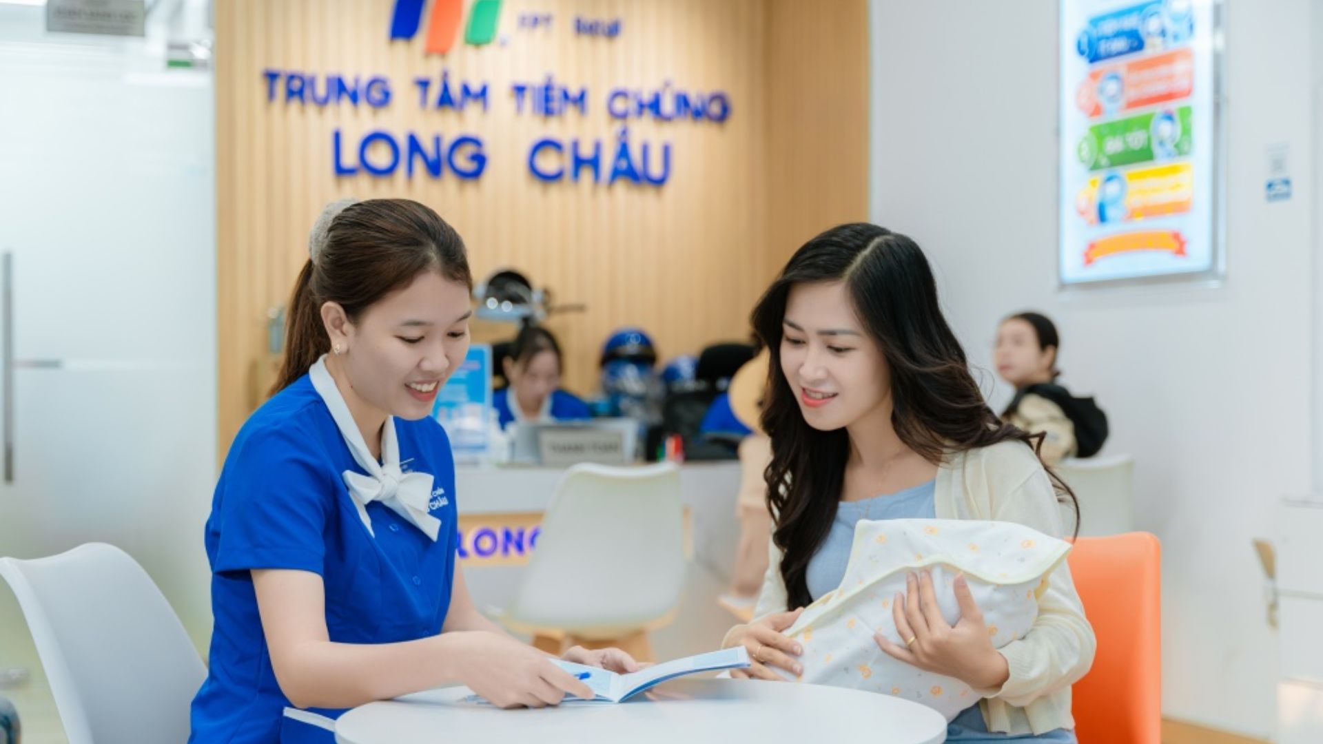 Nếu chưa biết tiêm vắc xin HPV ở đâu tại Quận 10, Trung tâm Tiêm chủng Long Châu là lựa chọn đáng tin cậy
