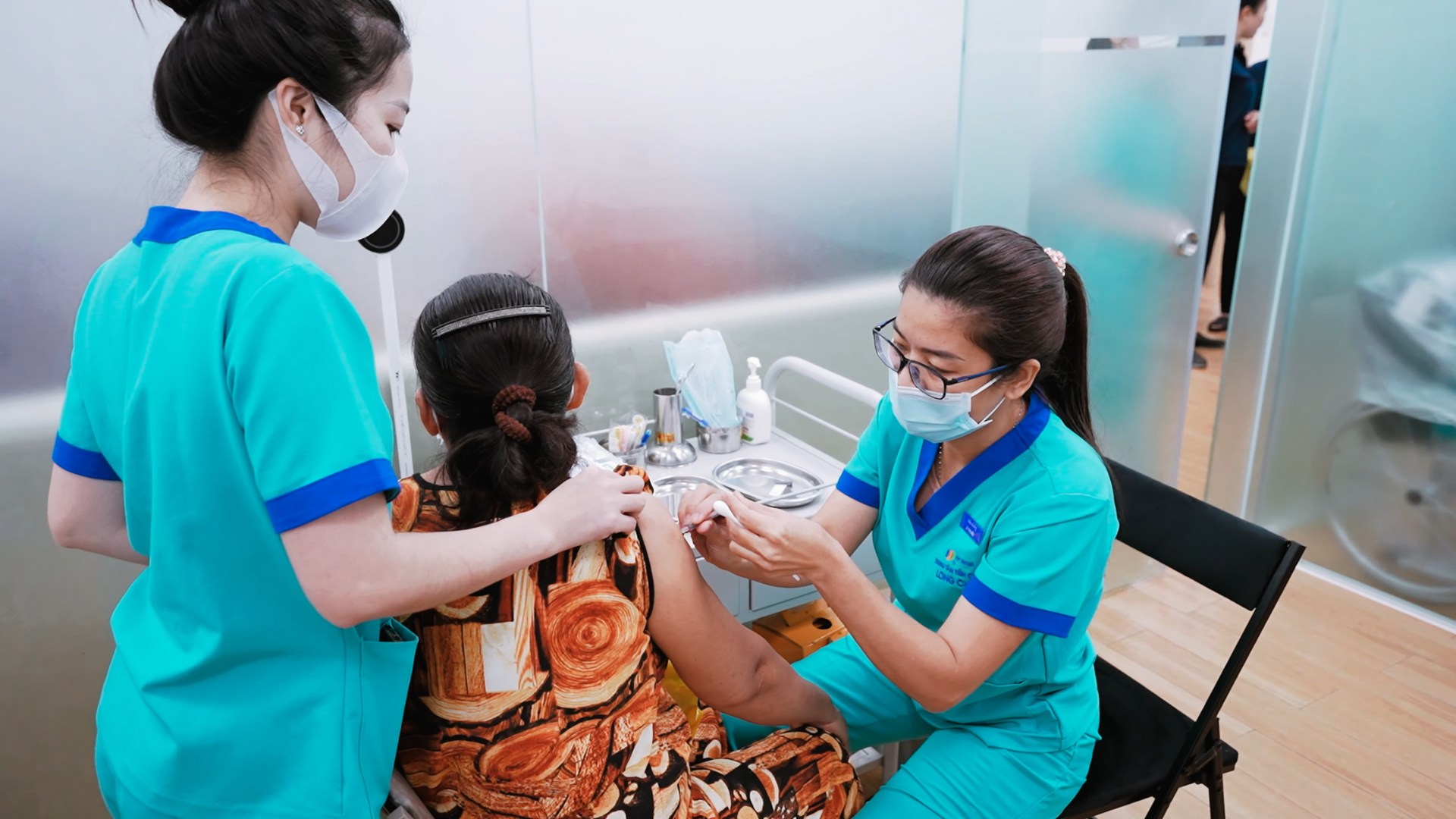 Việc tiêm vắc xin phế cầu được khuyến cáo cho nhiều nhóm tuổi và đối tượng khác nhau