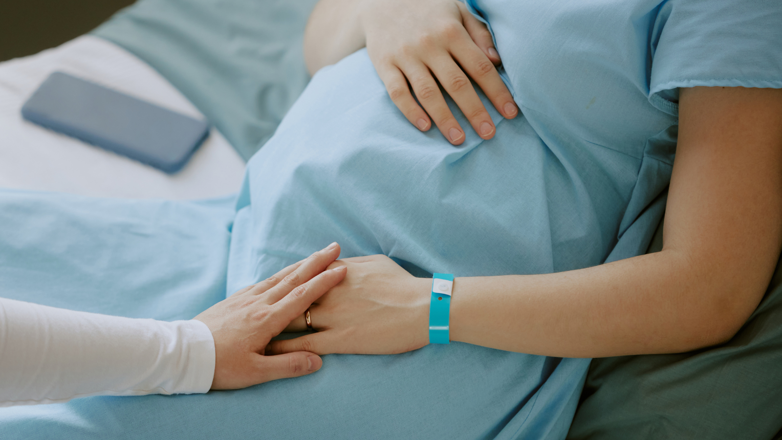 Vắc xin được chỉ định tiêm trong giai đoạn từ tuần thai thứ 24 đến tuần thứ 36