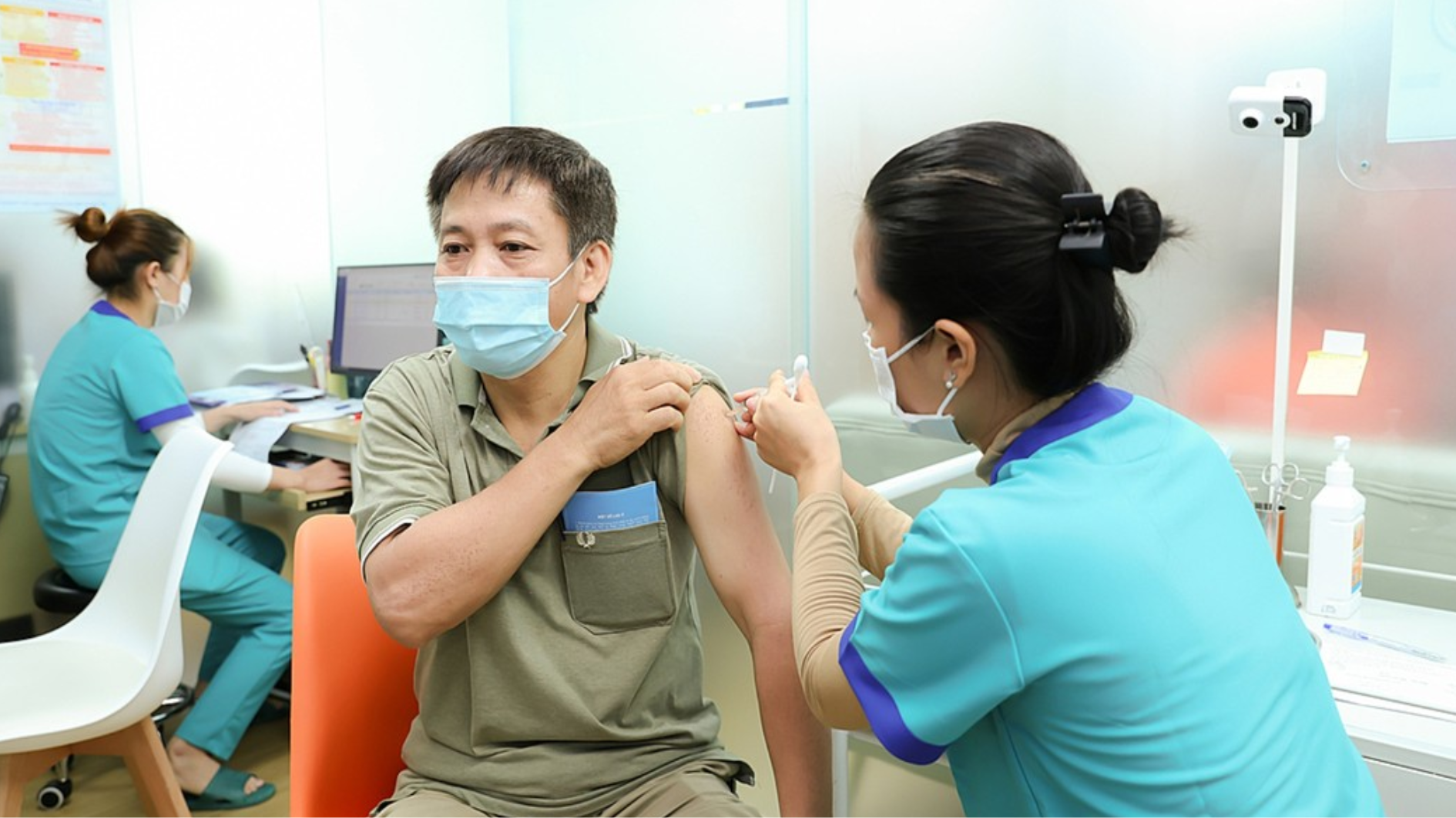 Quy trình tiêm vắc xin được thực hiện theo tiêu chuẩn y khoa