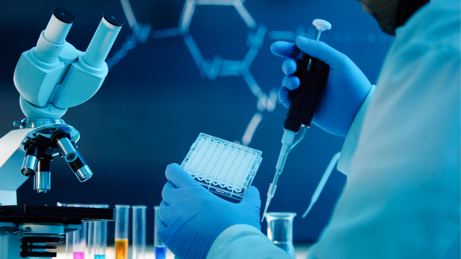 Các nhà khoa học trên thế giới vẫn đang nỗ lực nghiên cứu những hướng điều trị mới