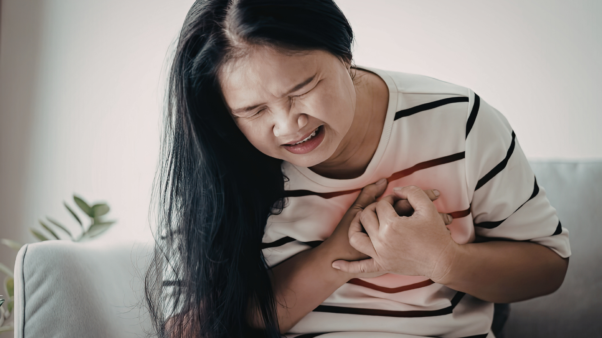 Tim đập nhanh không phải lúc nào cũng nguy hiểm, nhưng nên đi khám khi kéo dài hoặc kèm đau ngực