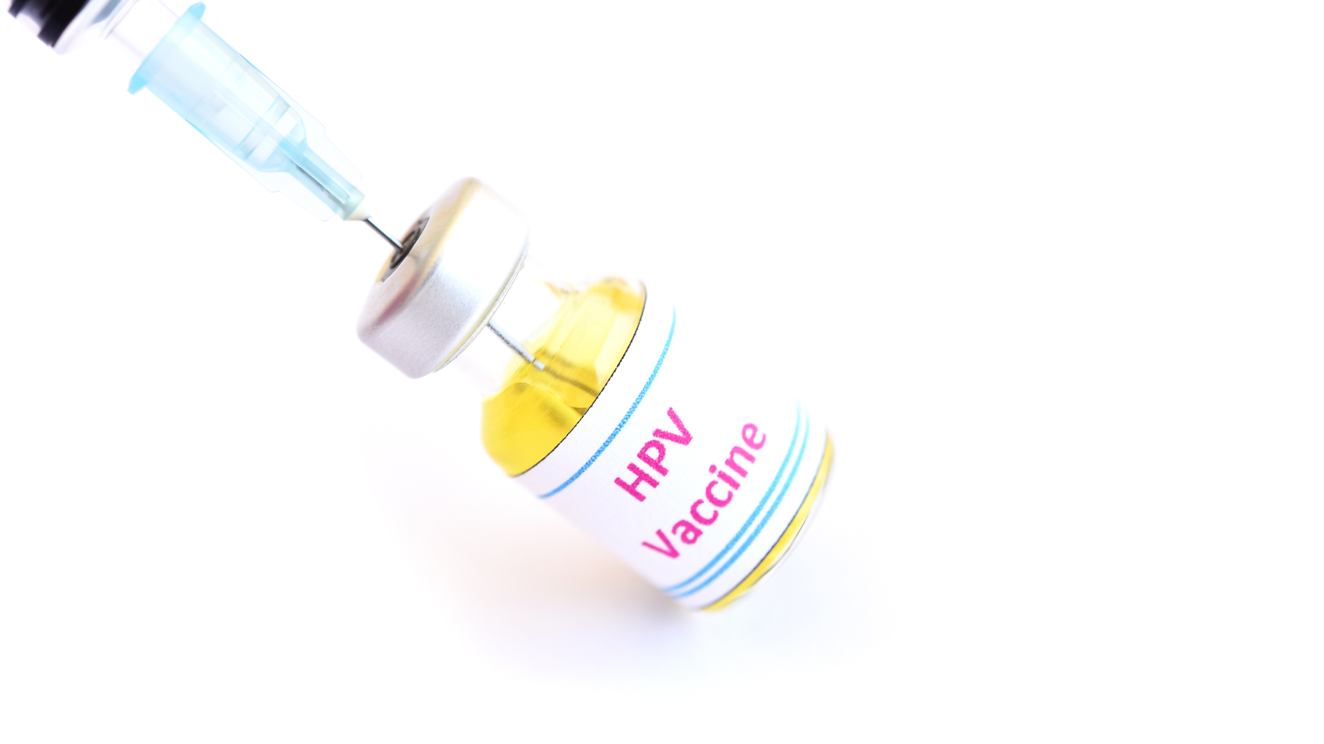 Tiêm vắc xin HPV là biện pháp phòng ngừa hiệu quả nhiều loại ung thư do virus HPV gây ra