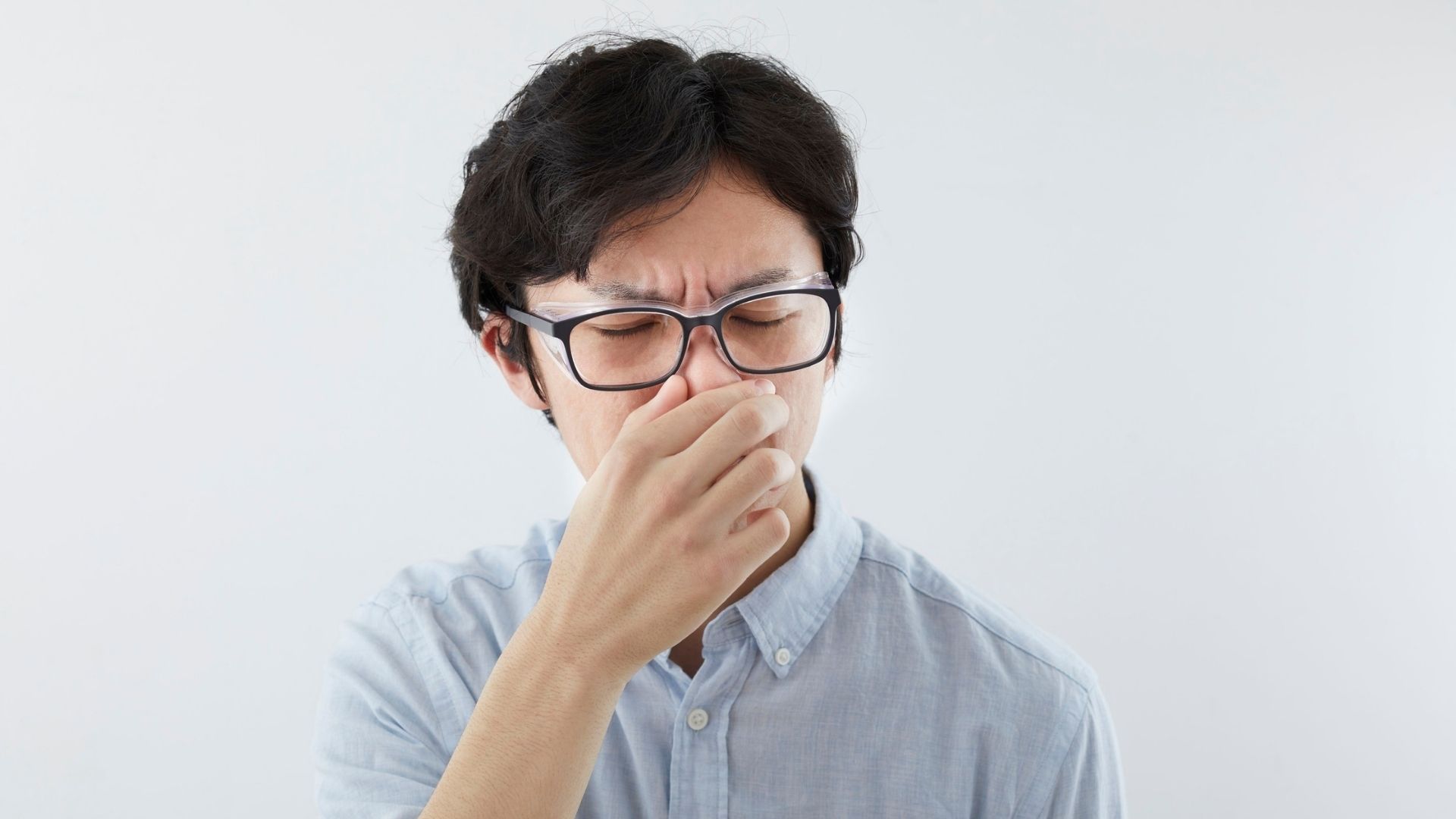Người bệnh bị tăng tiết nước bọt có thể bất tiện khi nói chuyện