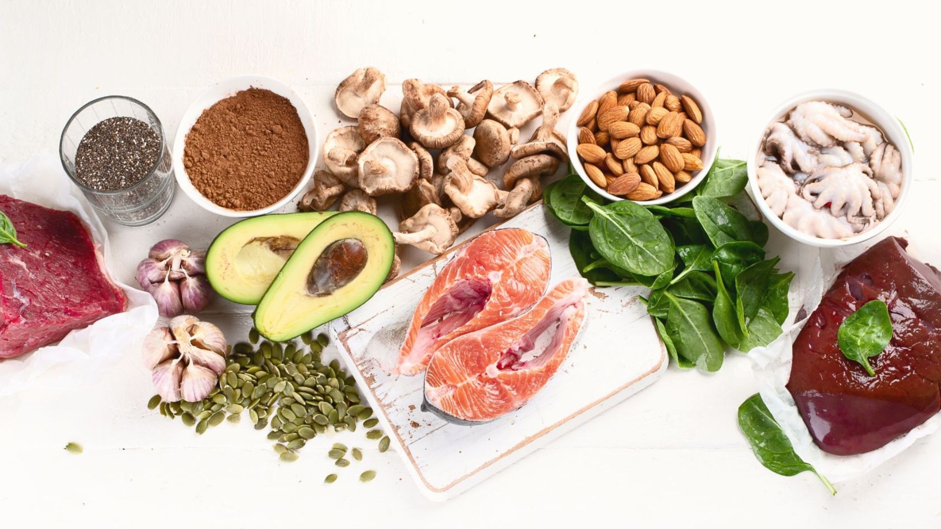 Xây dựng chế độ dinh dưỡng khoa học là cách giúp cải thiện chất lượng tinh trùng