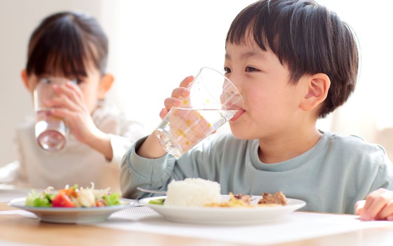 Tăng cường sức đề kháng cho trẻ giúp chống lại virus tốt hơn