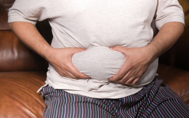 Những người có nguy cơ cao như người béo phì, người lớn tuổi cần thực hiện xét nghiệm đường máu định kỳ để tầm soát bệnh