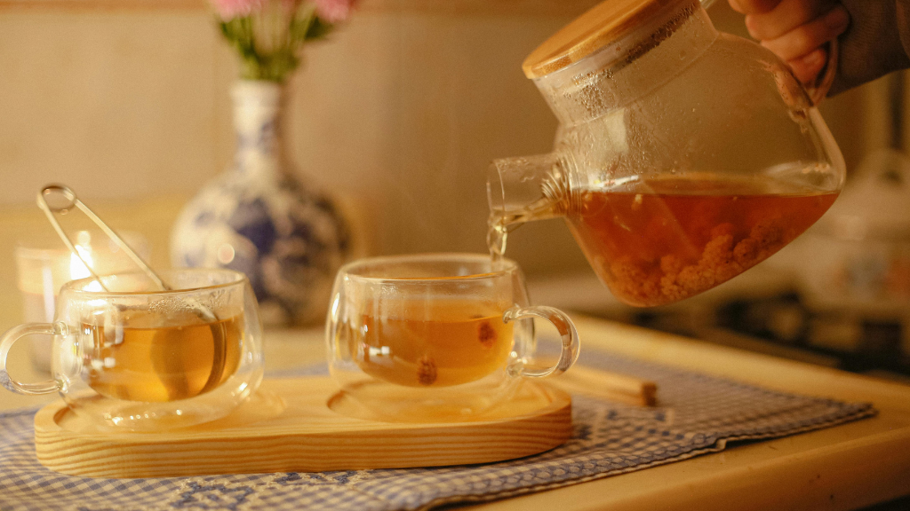 Trà bồ công anh có thể được dùng như thức uống thảo dược