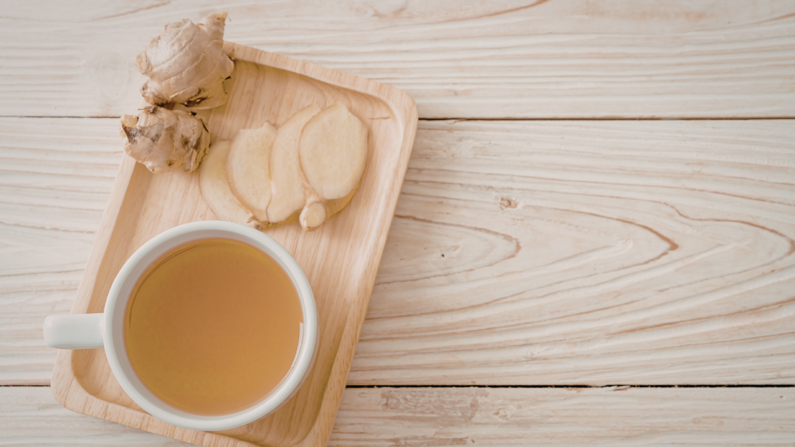 Trà gừng kết hợp mật ong là liệu pháp tự nhiên hỗ trợ làm dịu họng và giảm các cơn ho kéo dài