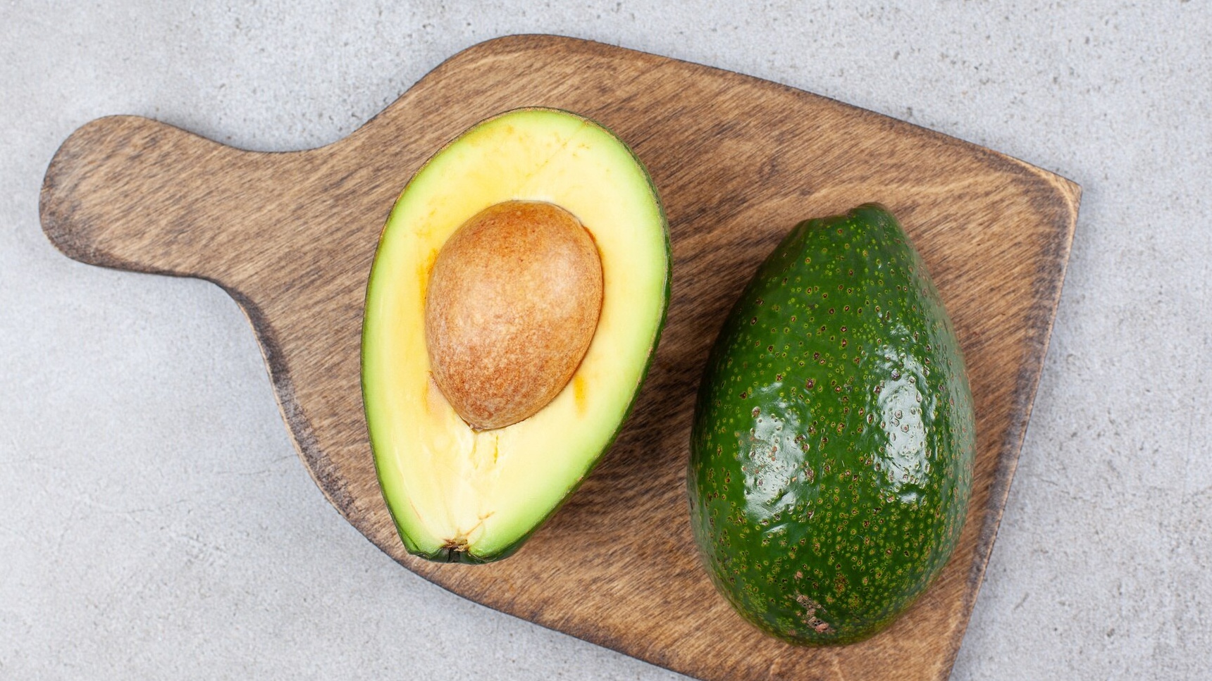 Bơ là trái cây tốt cho bà bầu