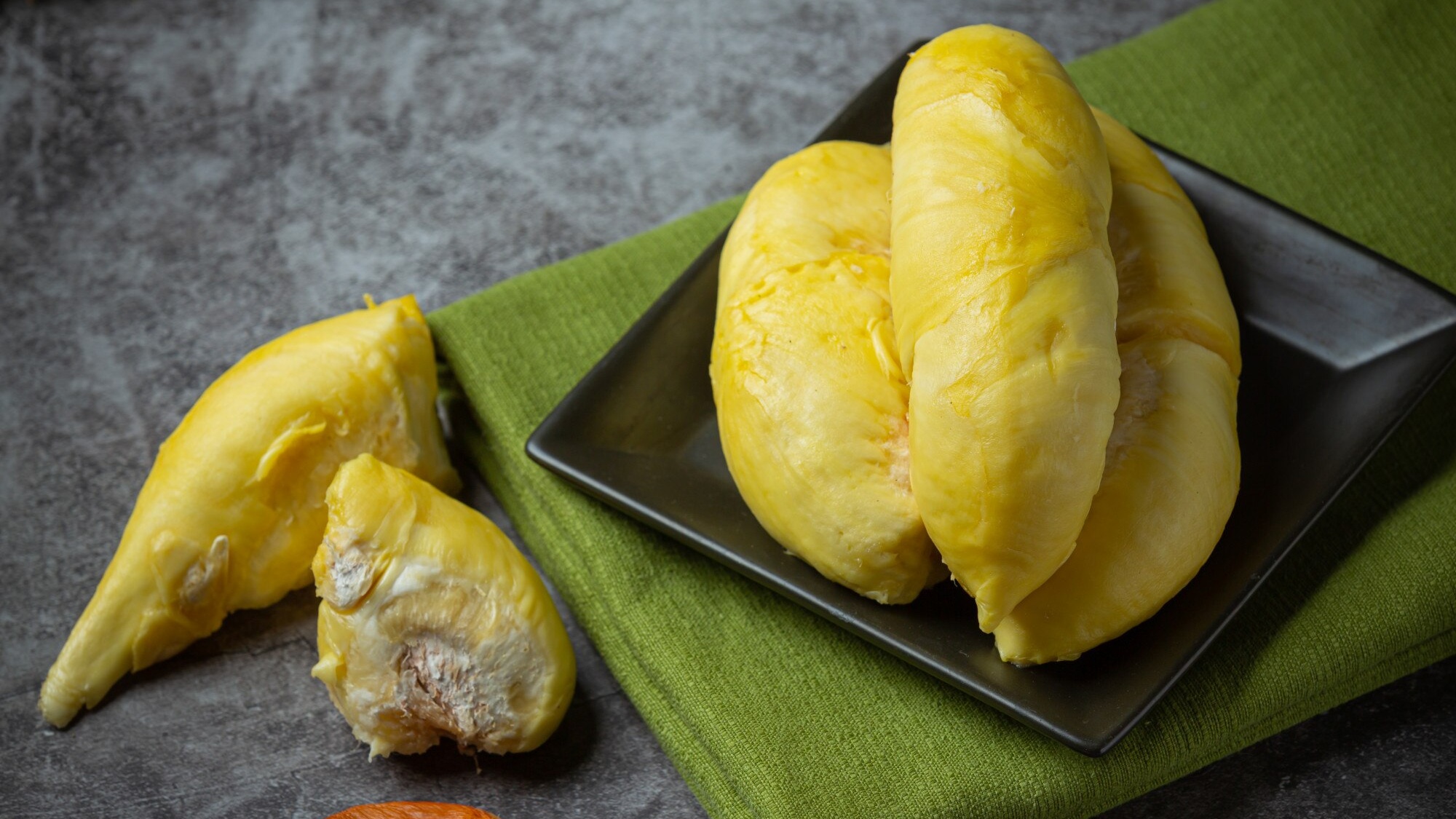 Sầu riêng là trái cây bà bầu bị tiểu đường cần hạn chế