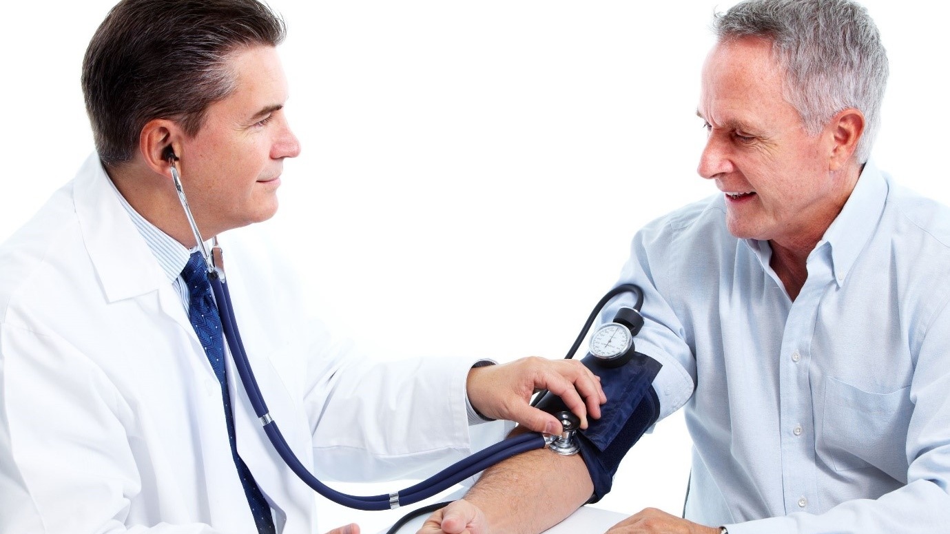 Tái khám định kỳ để điều trị các bệnh nền có thể dẫn đến tràn dịch màng tim