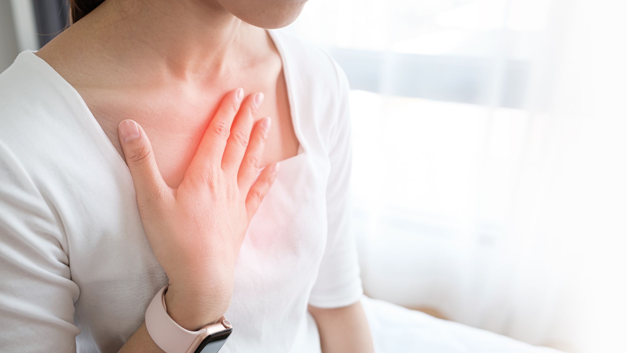Trào ngược dạ dày nghẹn cổ họng có nguy hiểm không? Cách điều trị 3