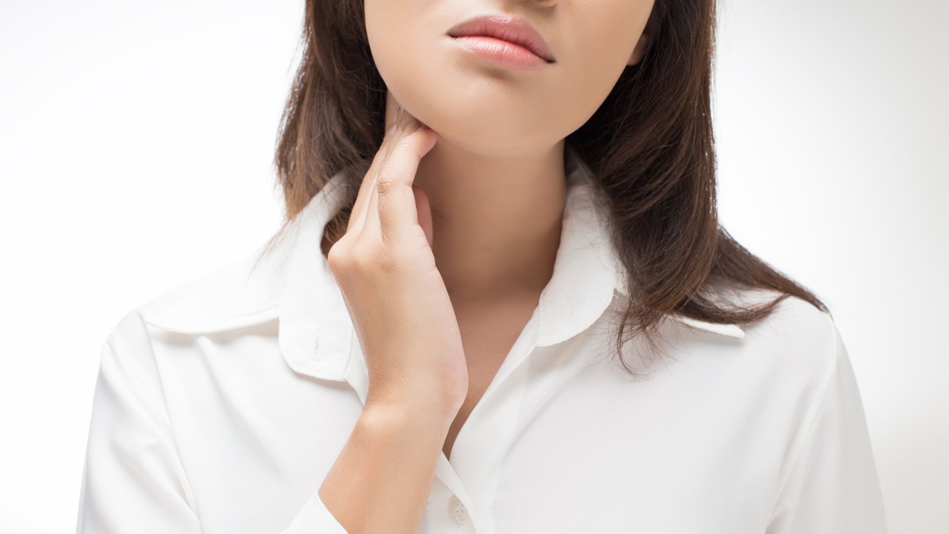 Tình trạng trào ngược họng thanh quản​ thường gây đau họng