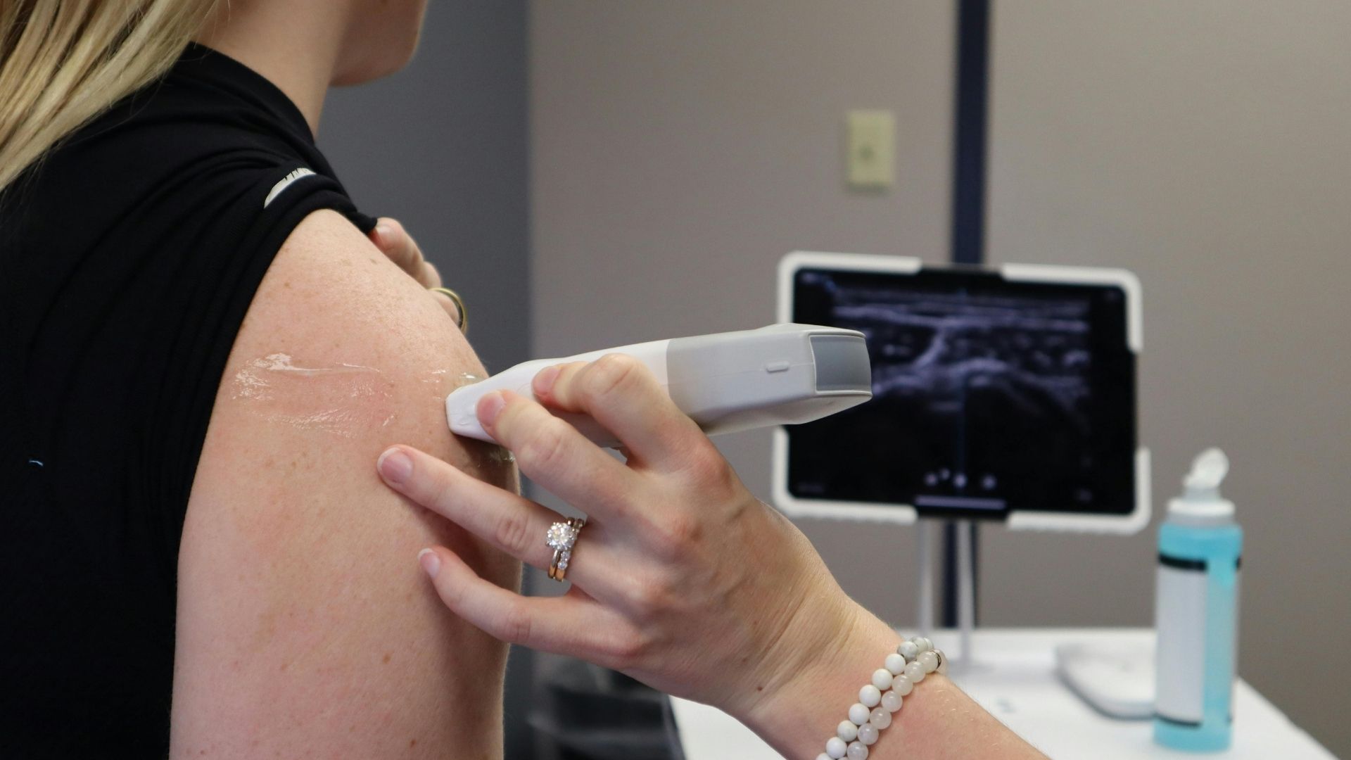 Vận động viên có nguy cơ bị chấn thương khớp cùng đòn