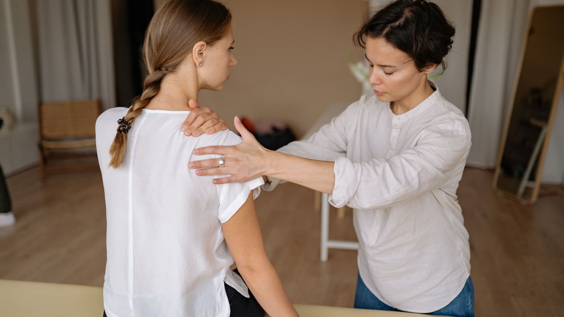 Tiền sử trật khớp làm tăng nguy cơ tái phát