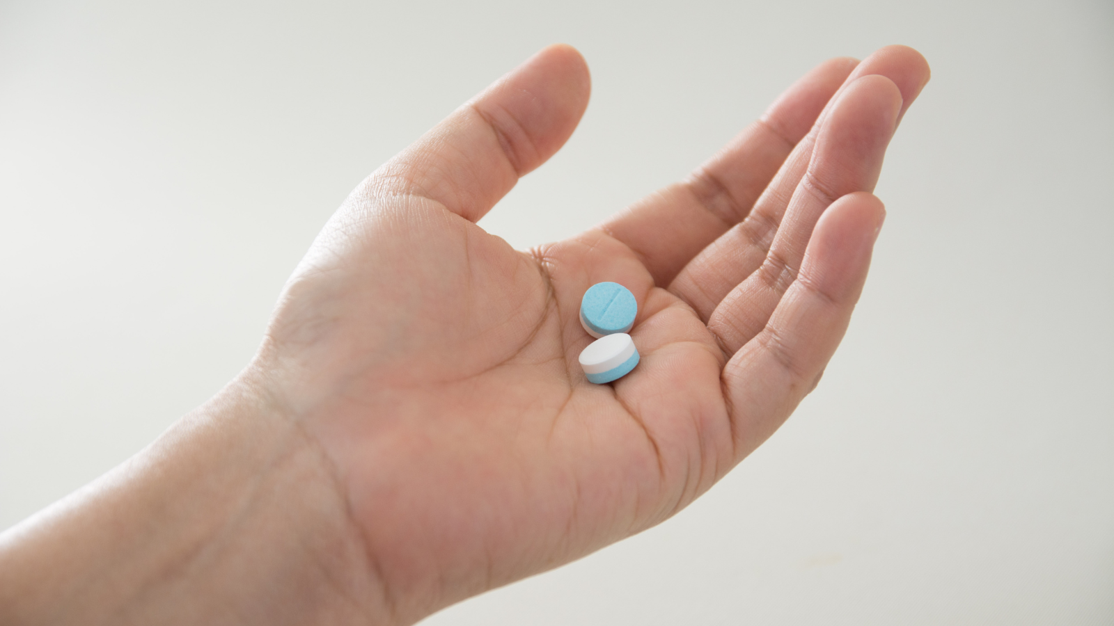 Ba mẹ có thể sử dụng thuốc hạ sốt đúng hướng dẫn cho trẻ