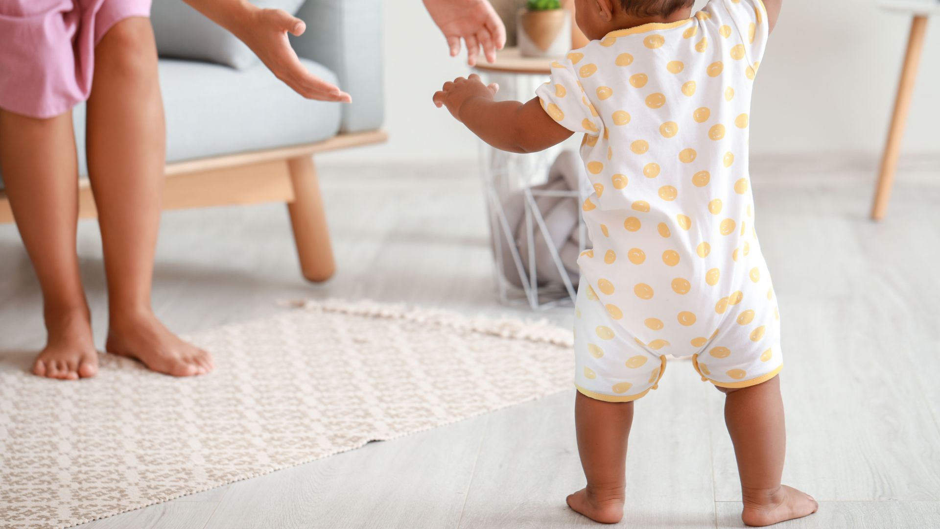 Trẻ bị té u trán phải làm sao? Cách xử lý đúng và dấu hiệu cần đi khám ngay 2