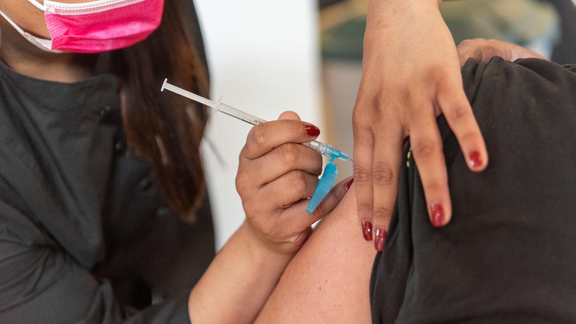 Tiêm phòng giúp bảo vệ sức khỏe trẻ lâu dài