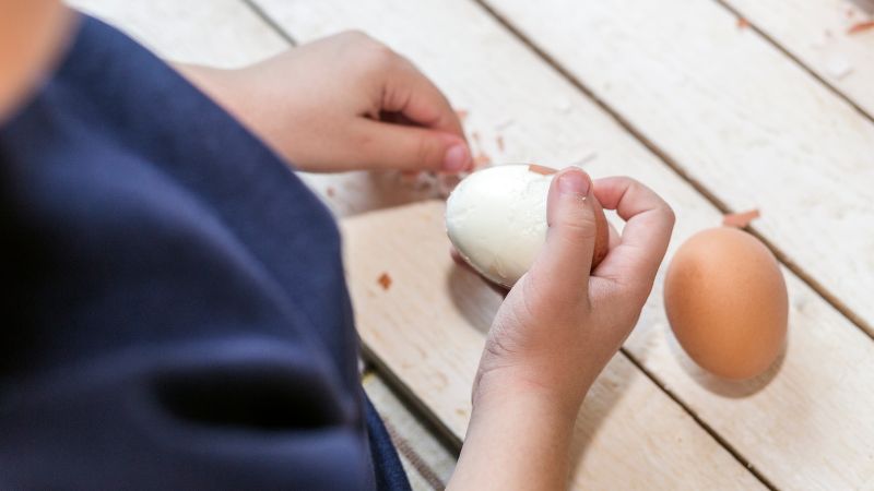 Cho trẻ ăn trứng đúng cách giúp hấp thu dinh dưỡng tốt hơn