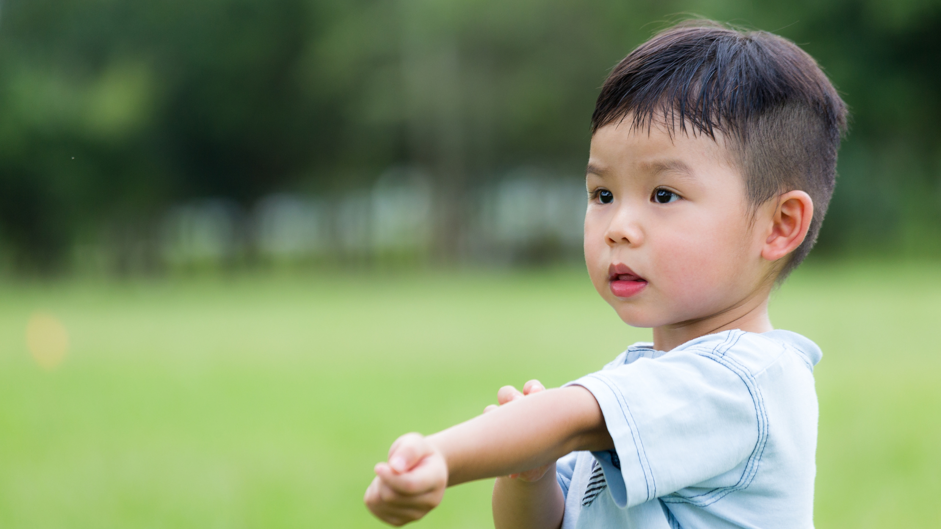 tre-em-bi-ngua-noi-cuc​ 2.png