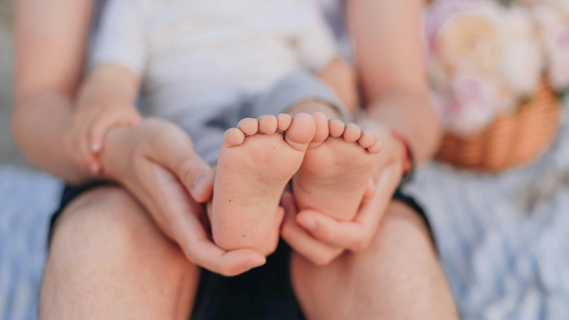 Một số nghiên cứu còn cho thấy bệnh có thể truyền qua nhiều thế hệ