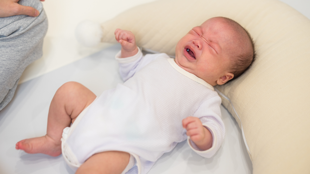 Trẻ sơ sinh có hiểu hiện bị áp xe cần đưa trẻ đi khám ngay