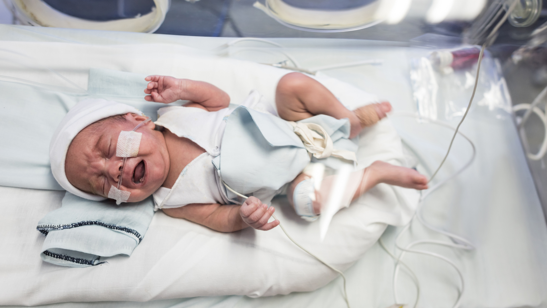 Nhiễm khuẩn đường hô hấp là một trong những nguyên nhân khiến trẻ sơ sinh bị ọc sữa