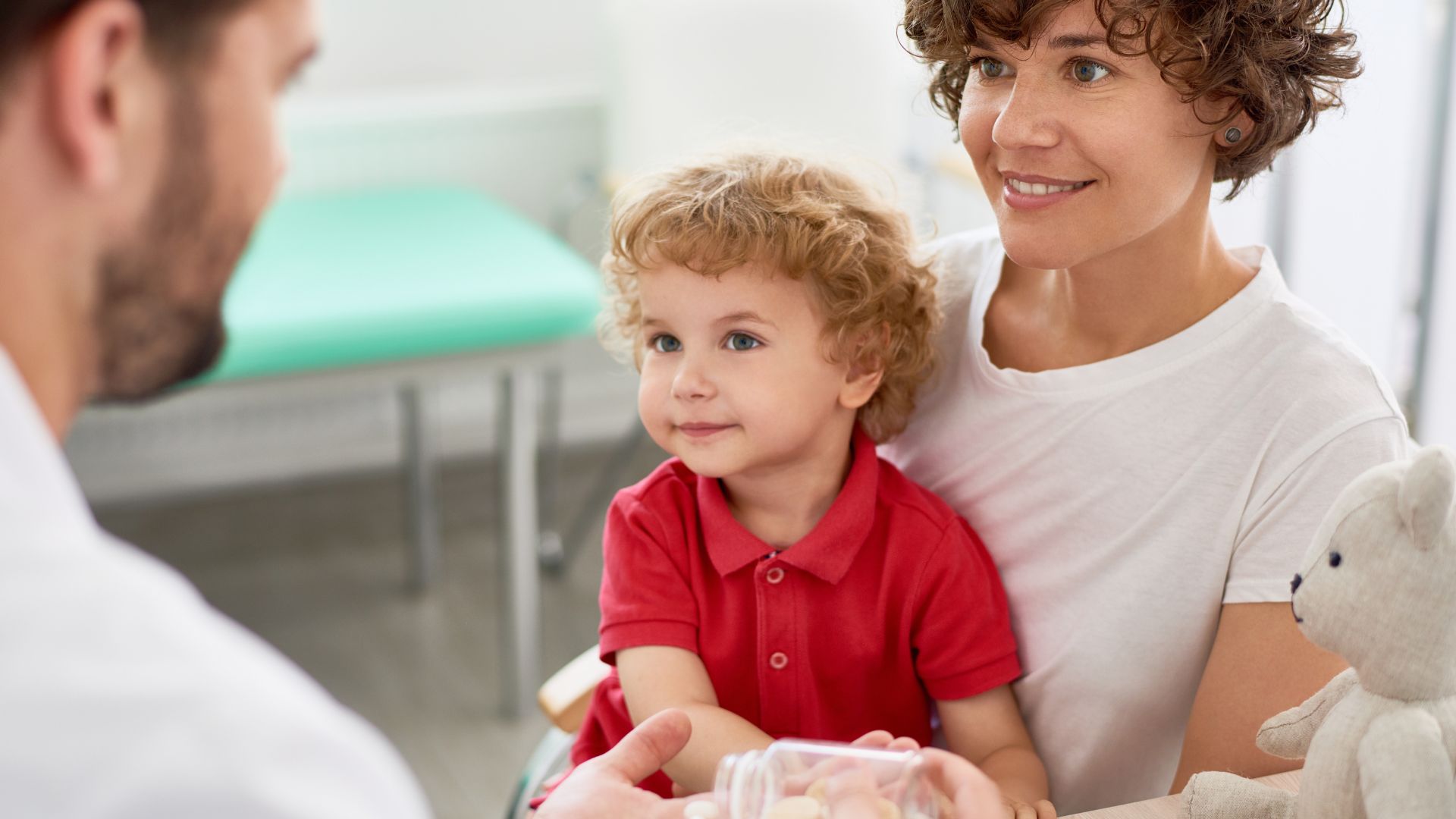 Vitamin D3 rất cần thiết cho trẻ, nhưng dùng sai liều hoặc thiếu cân đối dinh dưỡng có thể khiến hệ tiêu hóa gặp rối loạn