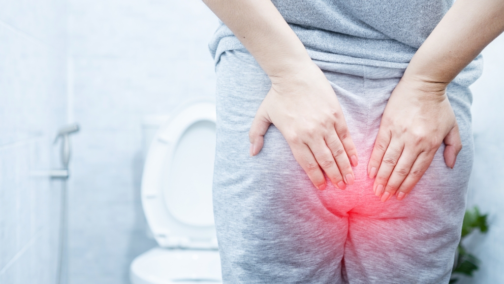 Trĩ ngoại để lâu có thể gây ra các biến chứng nguy hiểm và gây đau đớn cho người bệnh