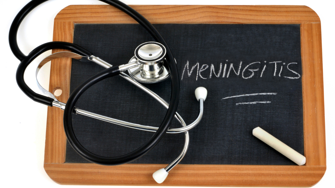 trieu-chung-benh-viem-mang-nao-mu-o-nguoi-lon (1).png