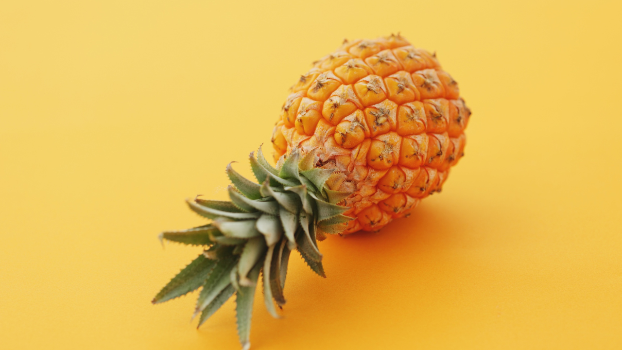 Không nên ăn quá nhiều dứa trong một lần hoặc trong ngày