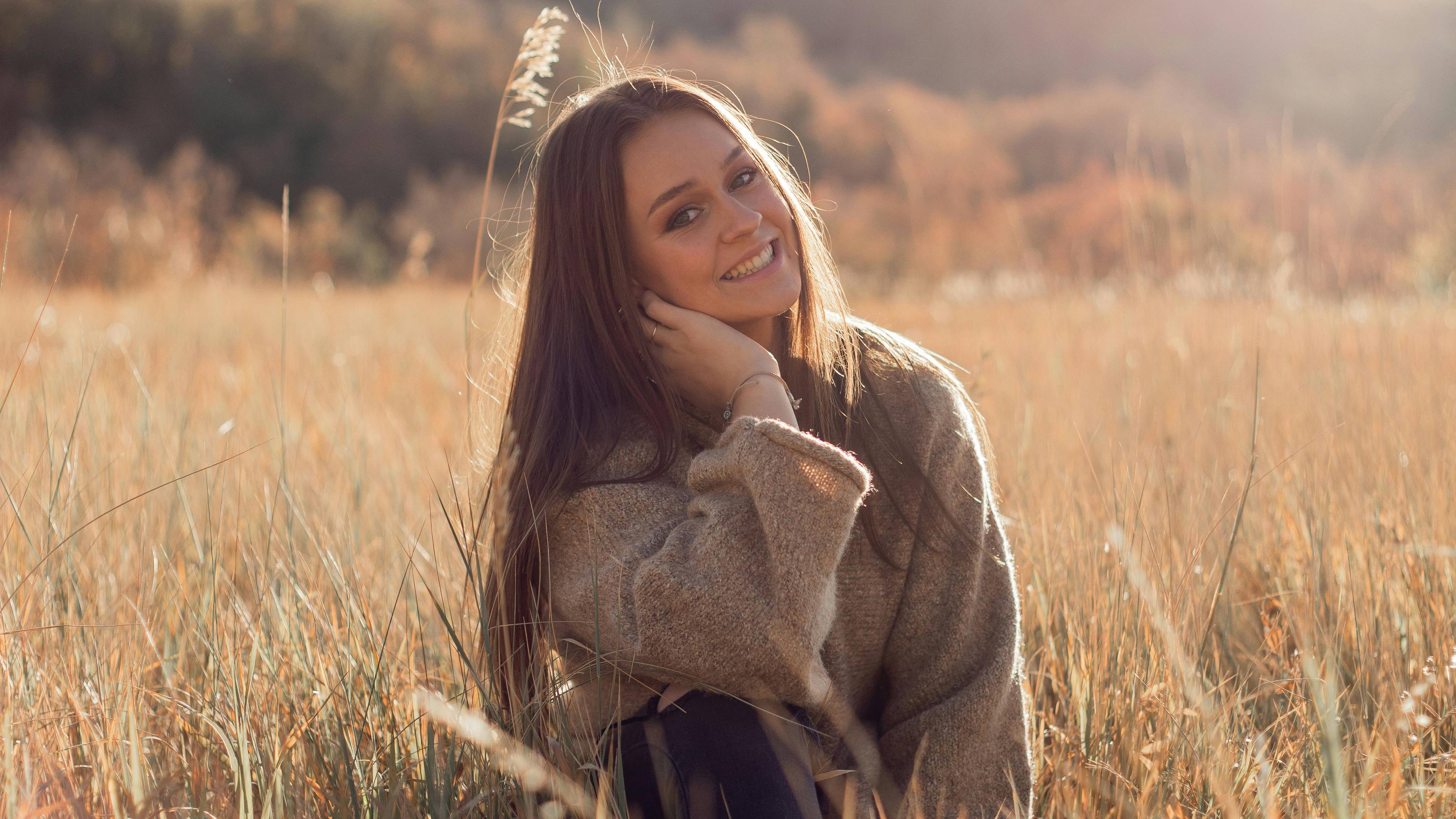 Tiếp xúc kéo dài với ánh nắng mặt trời làm tăng tích lũy tổn thương da theo thời gian