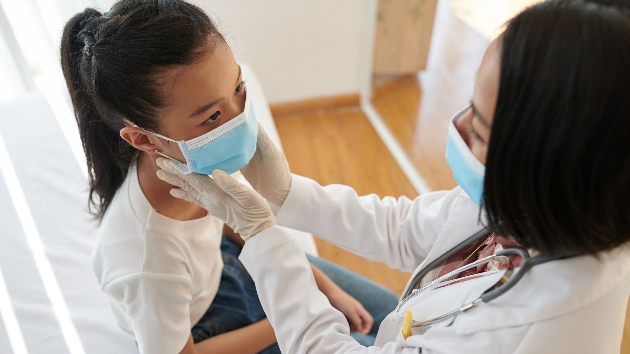 Siêu âm cổ là phương pháp thường được sử dụng để phát hiện hạch bất thường