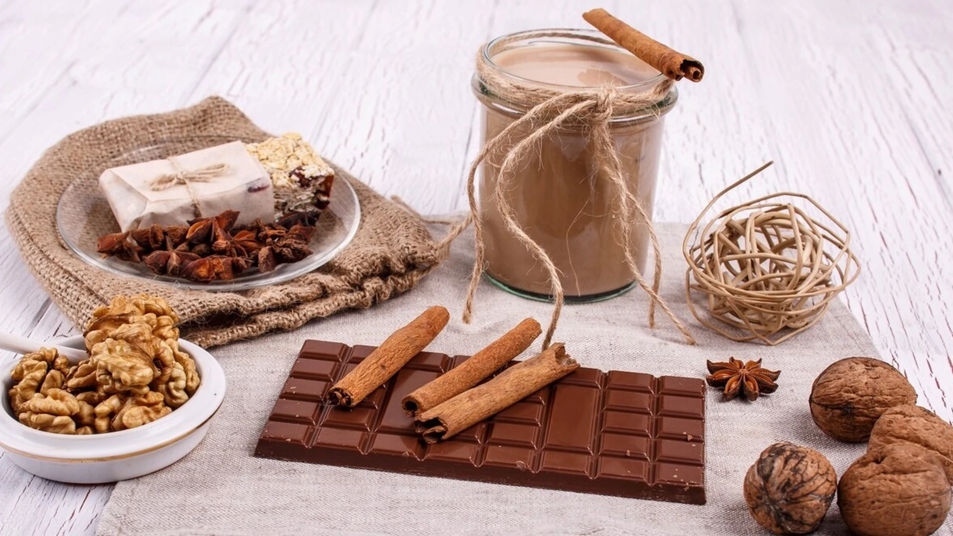Socola giảm cân hiệu quả không? Ăn thế nào cho hợp lý?