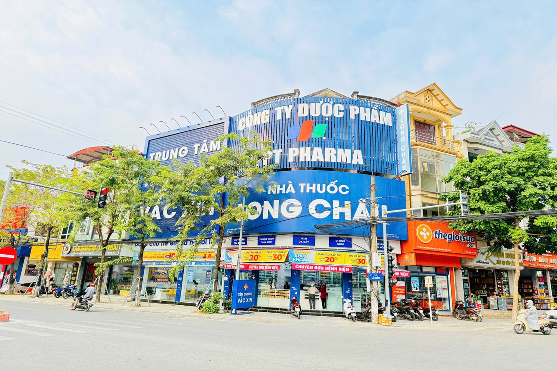 Hình ảnh trung tâm